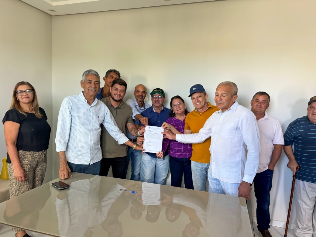 Prefeito João Veiga assina ordem de serviço para construção da ponte da Lagoa do Almoço com investimento próprio