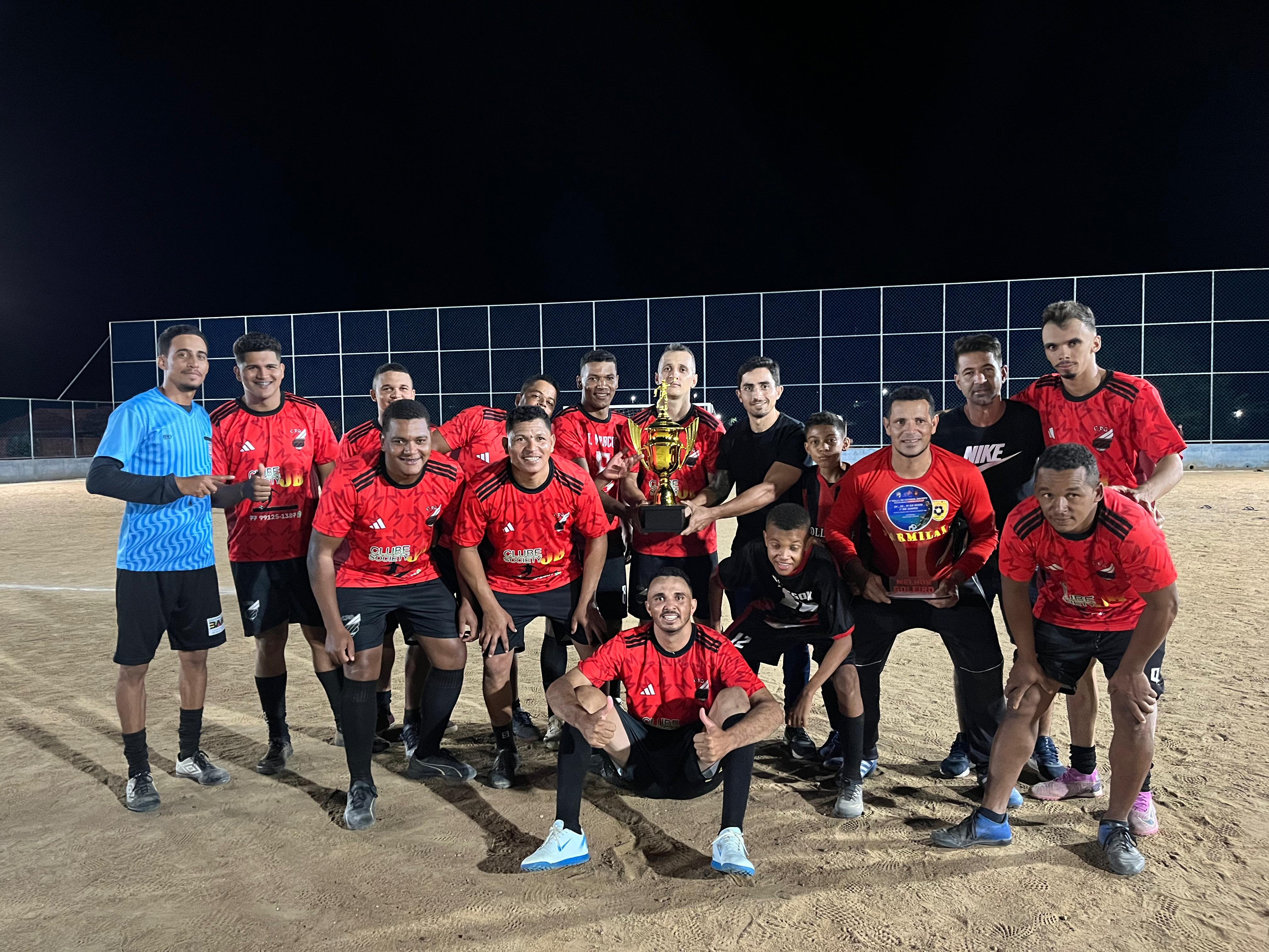 Rally de Futebol Society movimenta Pindaí com sucesso de público e emoção dentro de campo