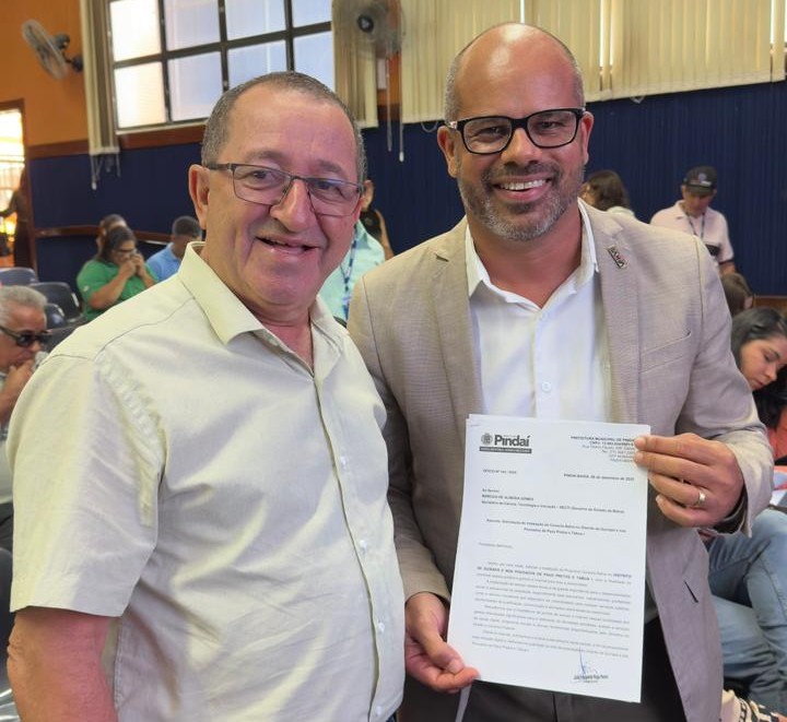 Prefeitura de Pindaí firma cooperação com o Estado para implantação de Wi-Fi gratuito em comunidades