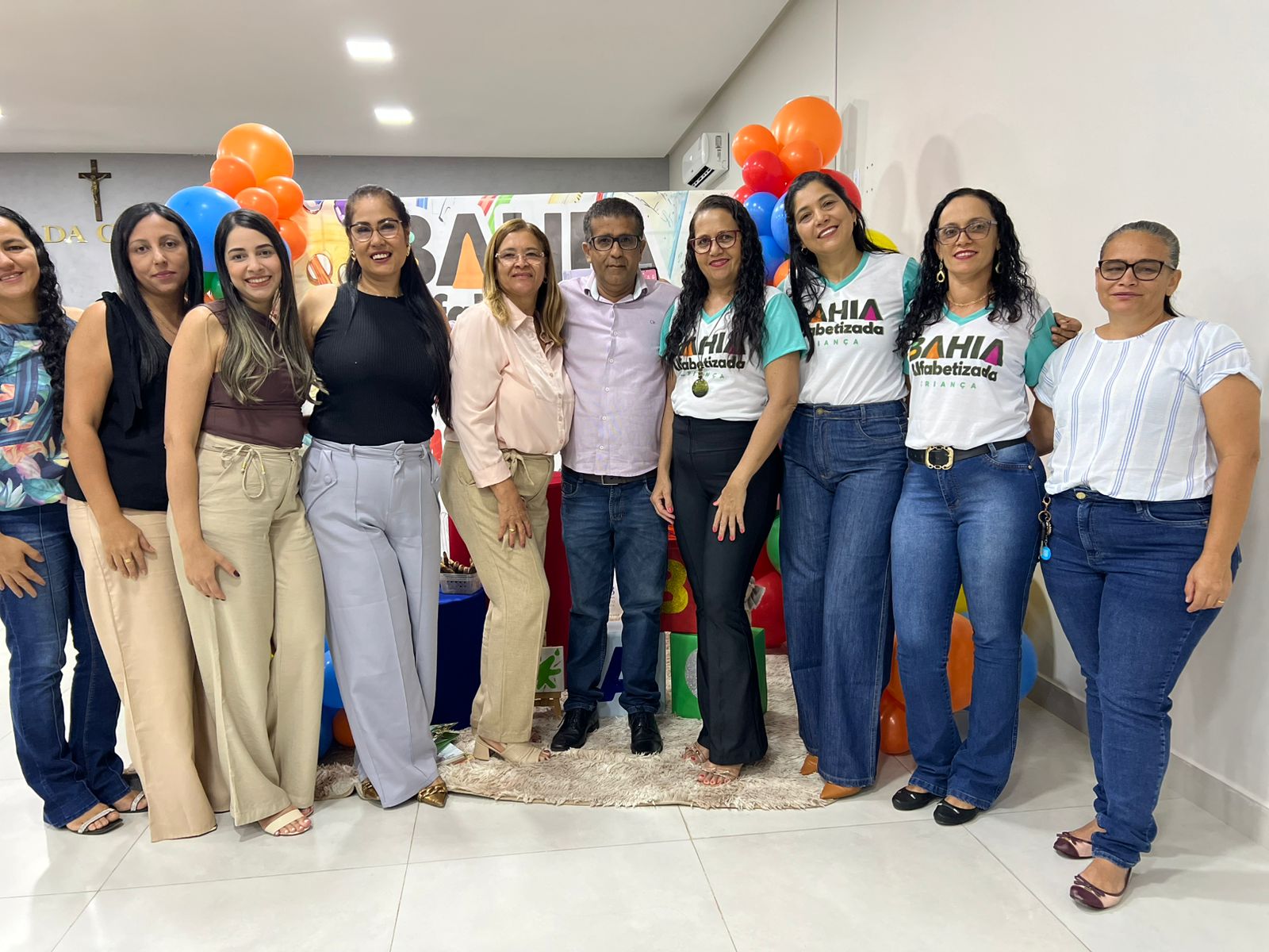 Pindaí lança Programa Bahia Alfabetizada com foco na inclusão e fortalecimento da educação básica
